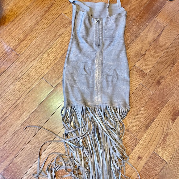 GUESS by marciano Gold Muse Bandage Gown size Xs - Picture 6 of 10